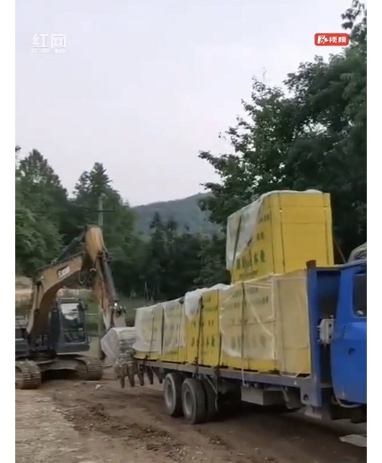 建材公司：材料供應(yīng)進(jìn)行時(shí)，鄉(xiāng)村振興添動(dòng)力